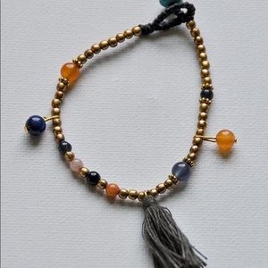 Single Stranded Beaded Bracelet - Gray
